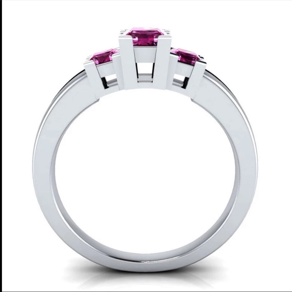 New Women 925 Silver Elegant Sapphire ladies Ring - Picture 3 of 3